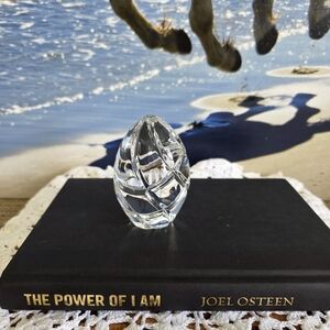 Elegant Crystal Glass Ornament